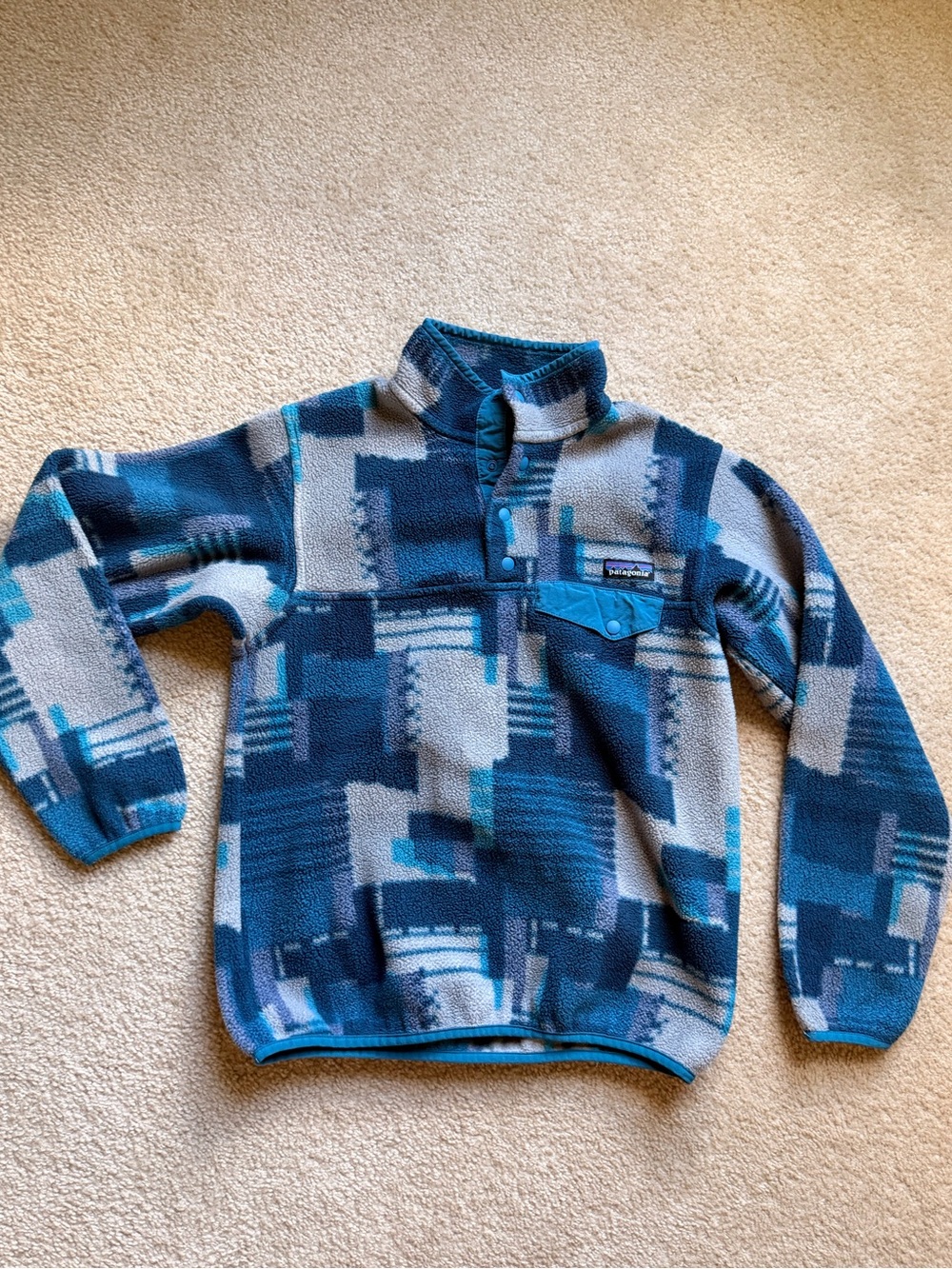 Patagonia Blue & Gray Geometric Snap-T Fleece Pullover